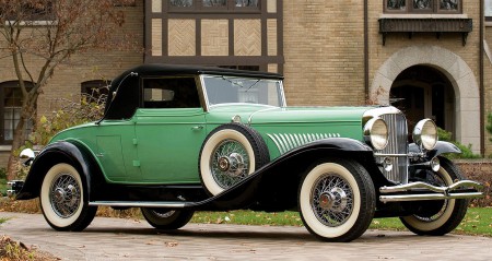 D-051 AUTO ANTIGUO